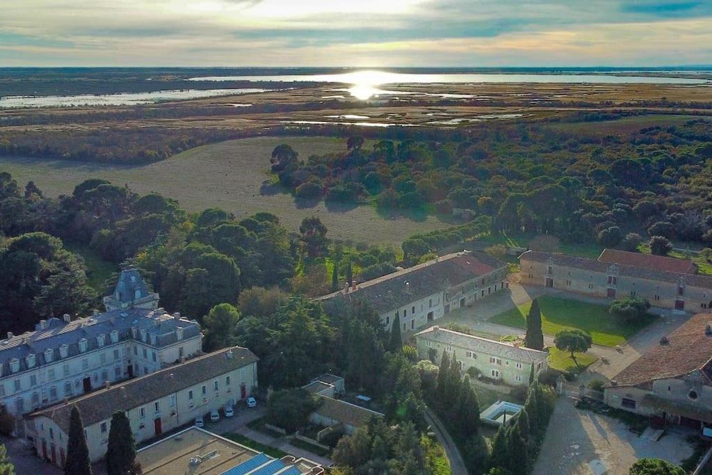 Вилла Mas De Charme En Pleine Camargue Сен-Жиль Экстерьер фото